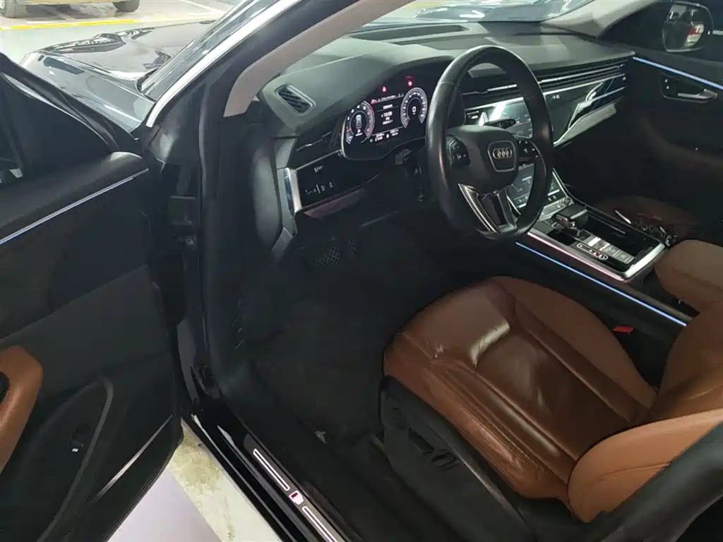 Audi Q8 2019 55 TFSI Luxury Dynamic фото 23