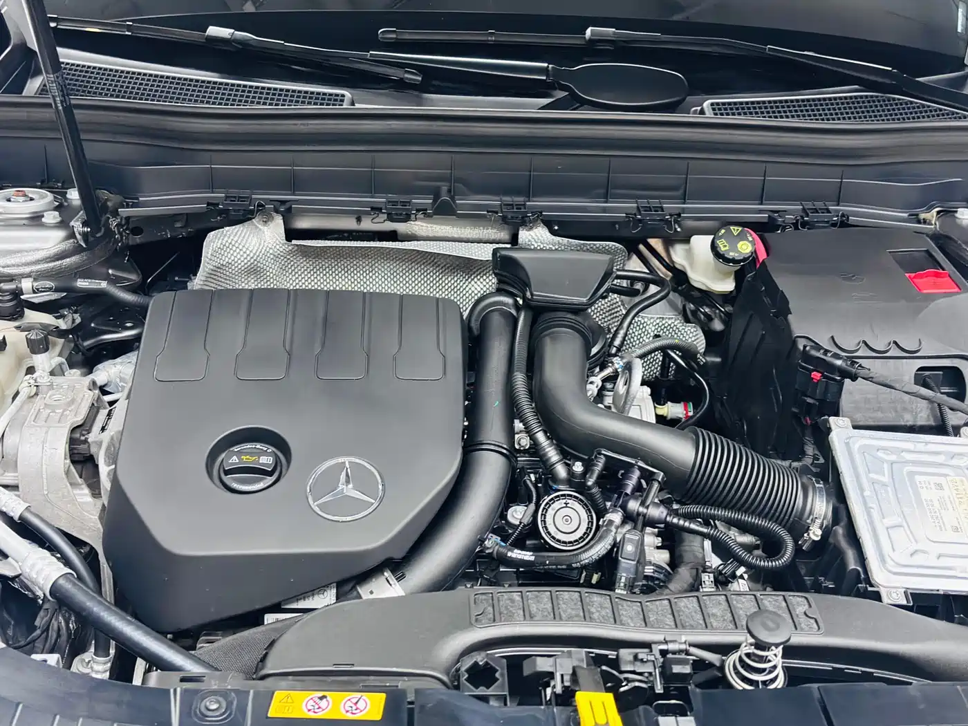 Mercedes-Benz GLB 2020 Facelift GLB 200 Dynamic фото 18