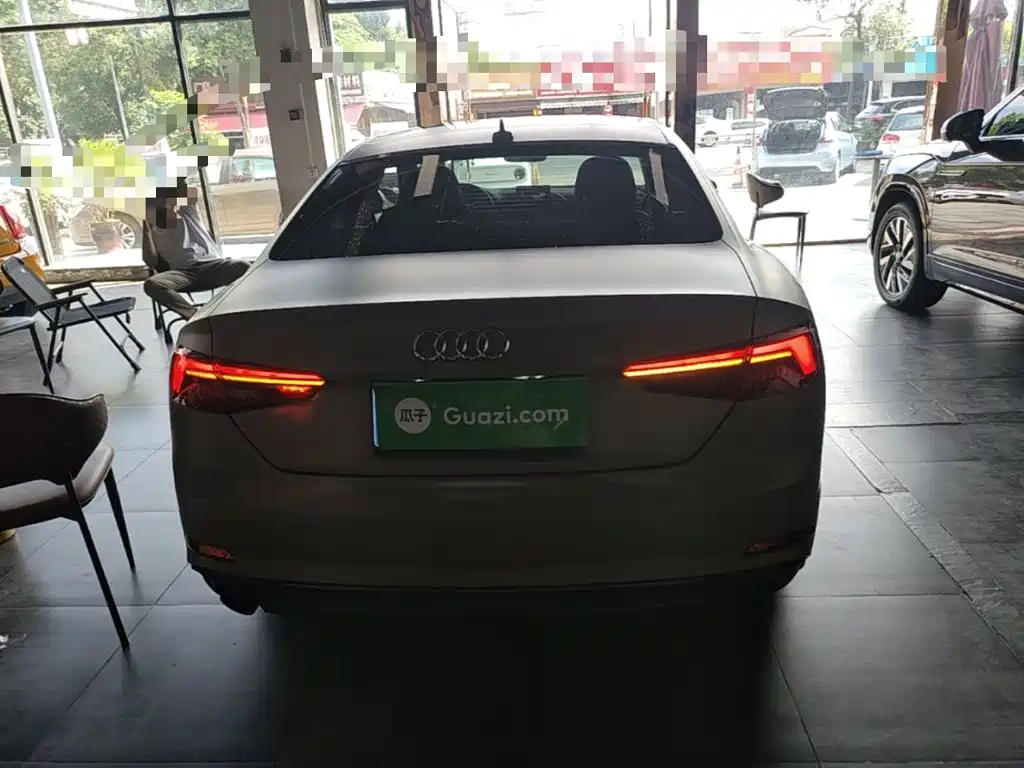 Photo 6 - Audi A5 (Import)