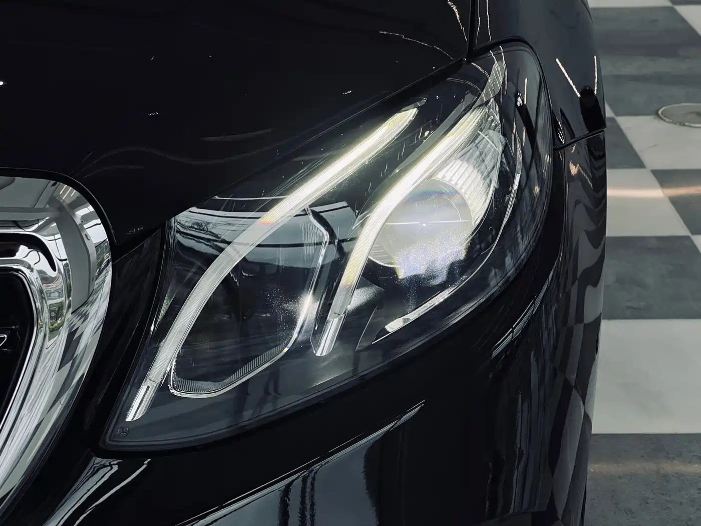 Mercedes-Benz E-Class 2020 Model E 260 L Sport фото 7