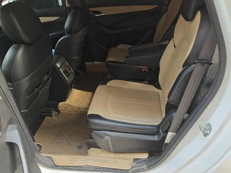 Baojun 360 2018 2018 1.5L Manual Luxury Model China V
