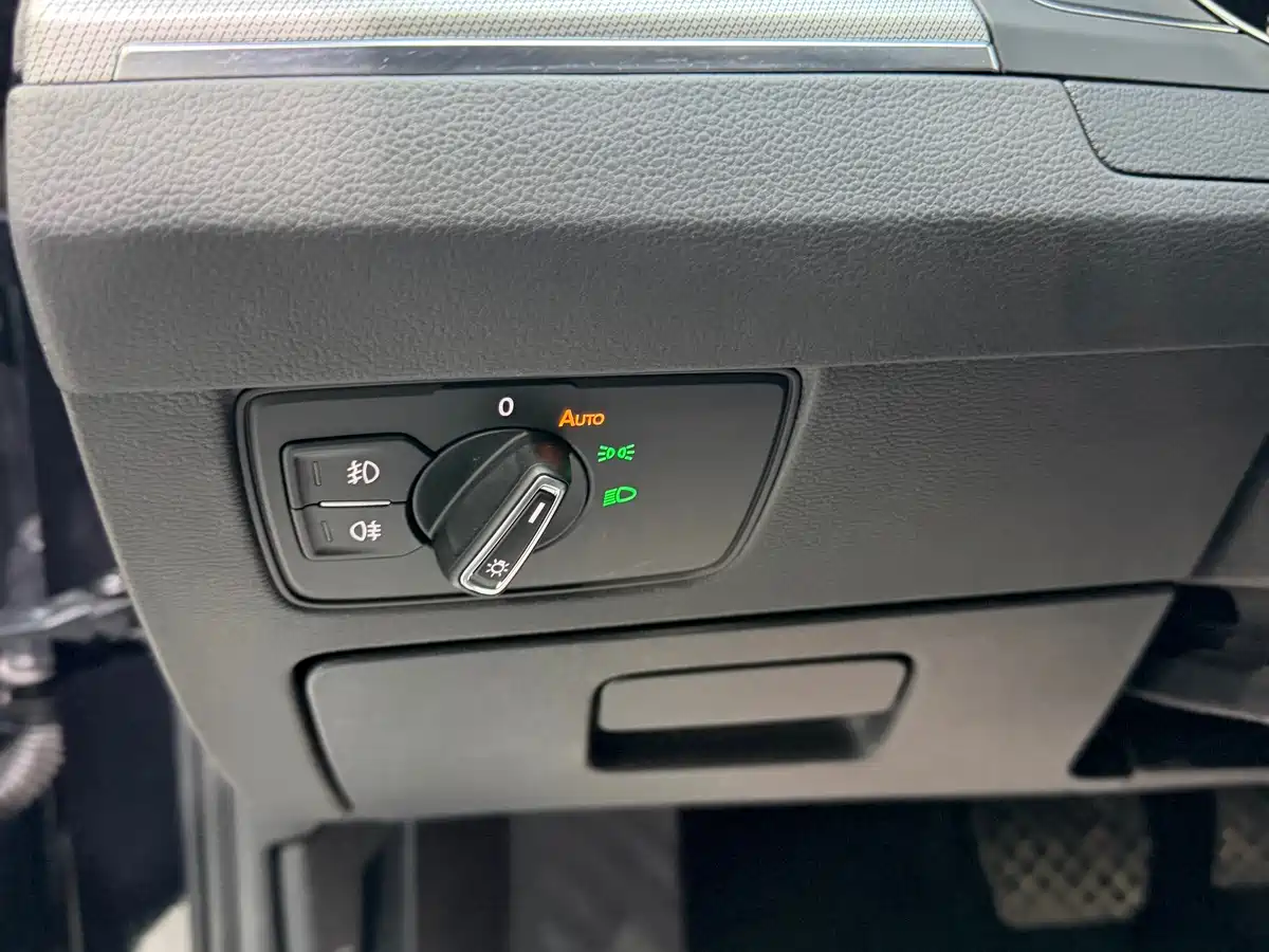 Volkswagen Magotan 2020 280TSI DSG Comfort фото 10