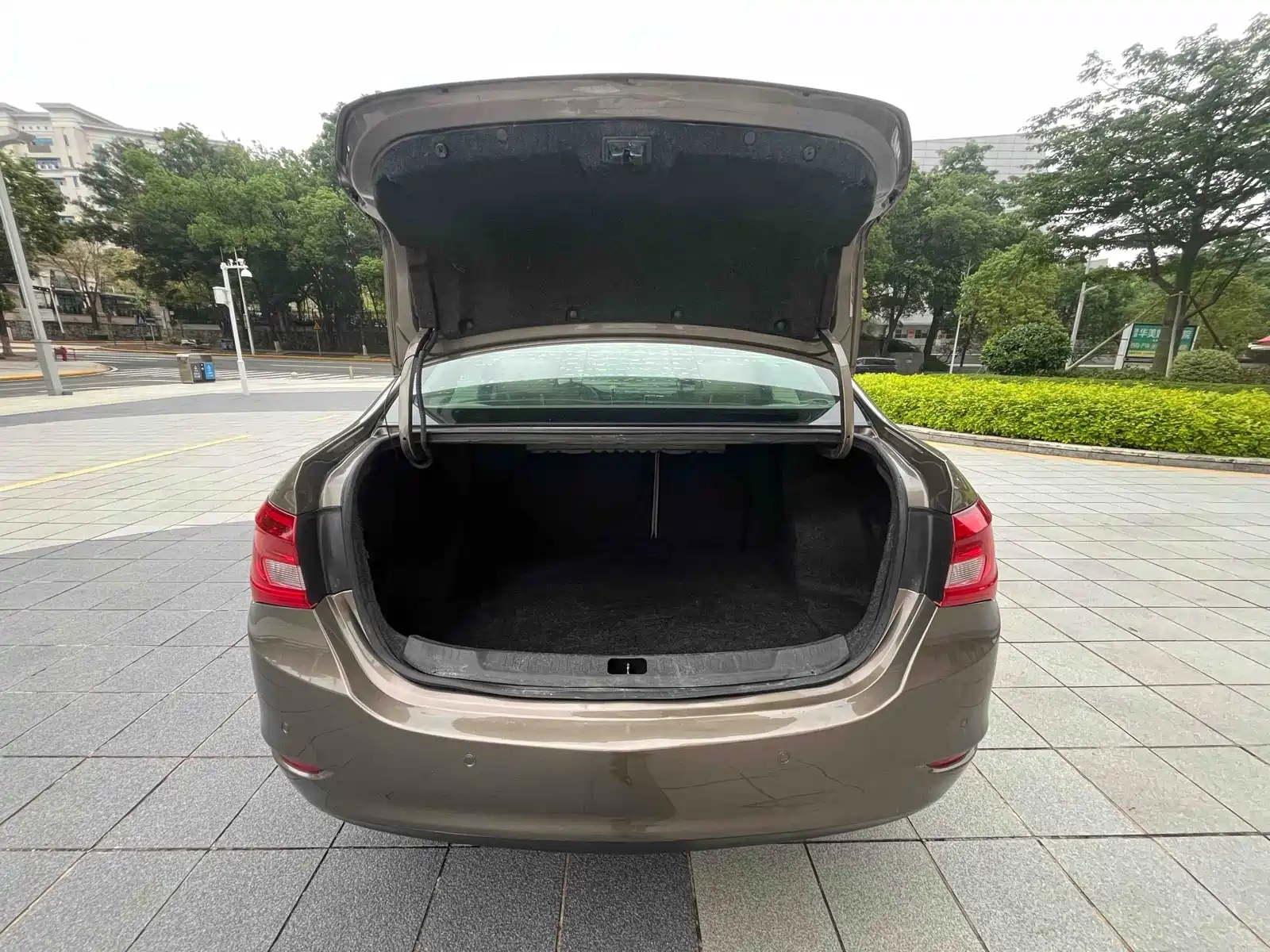 Фото 14 - Buick Excelle