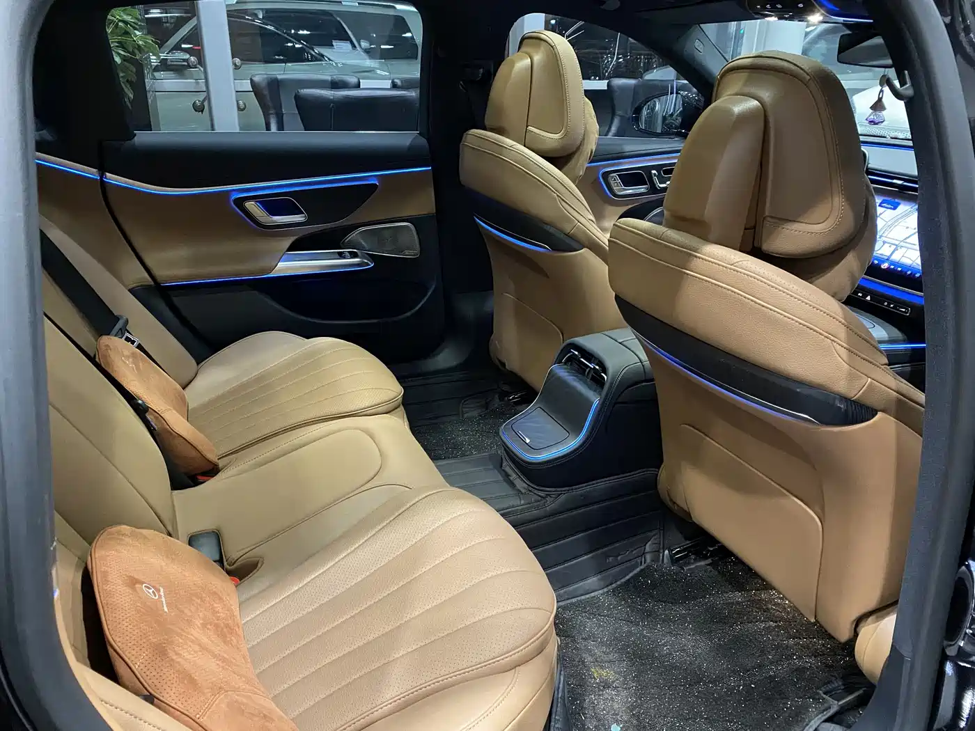 Mercedes-Benz E-Class 2025 E 260 L фото 11