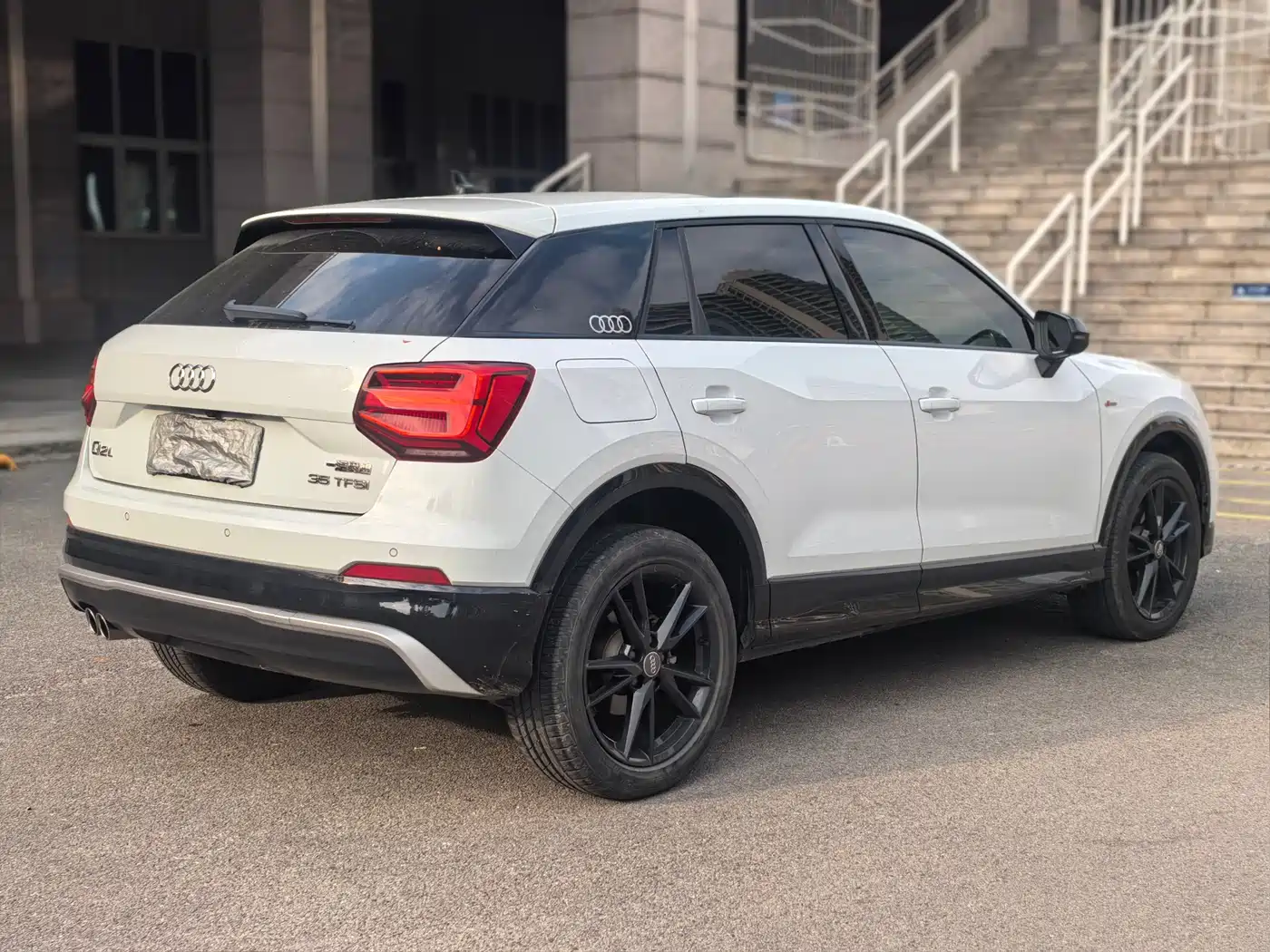 Audi Q2L 2021 35 TFSI Progressive Dynamic фото 3
