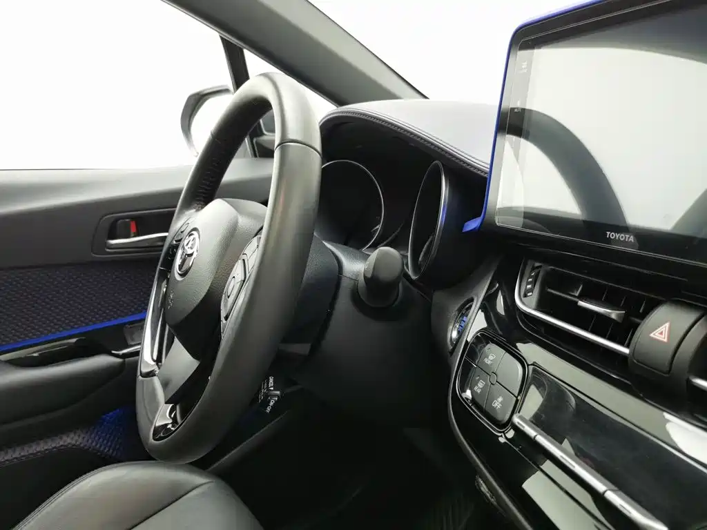 Toyota IZOA 2021 2020 2.0L Yi Chi Edition