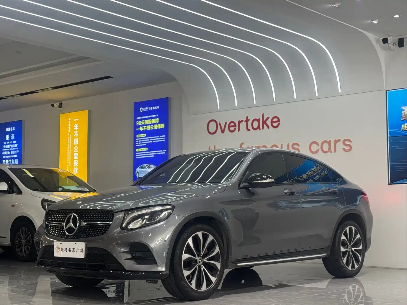 Mercedes-Benz GLC Coupe 2018 2018 GLC 260 4MATIC Coupe SUV