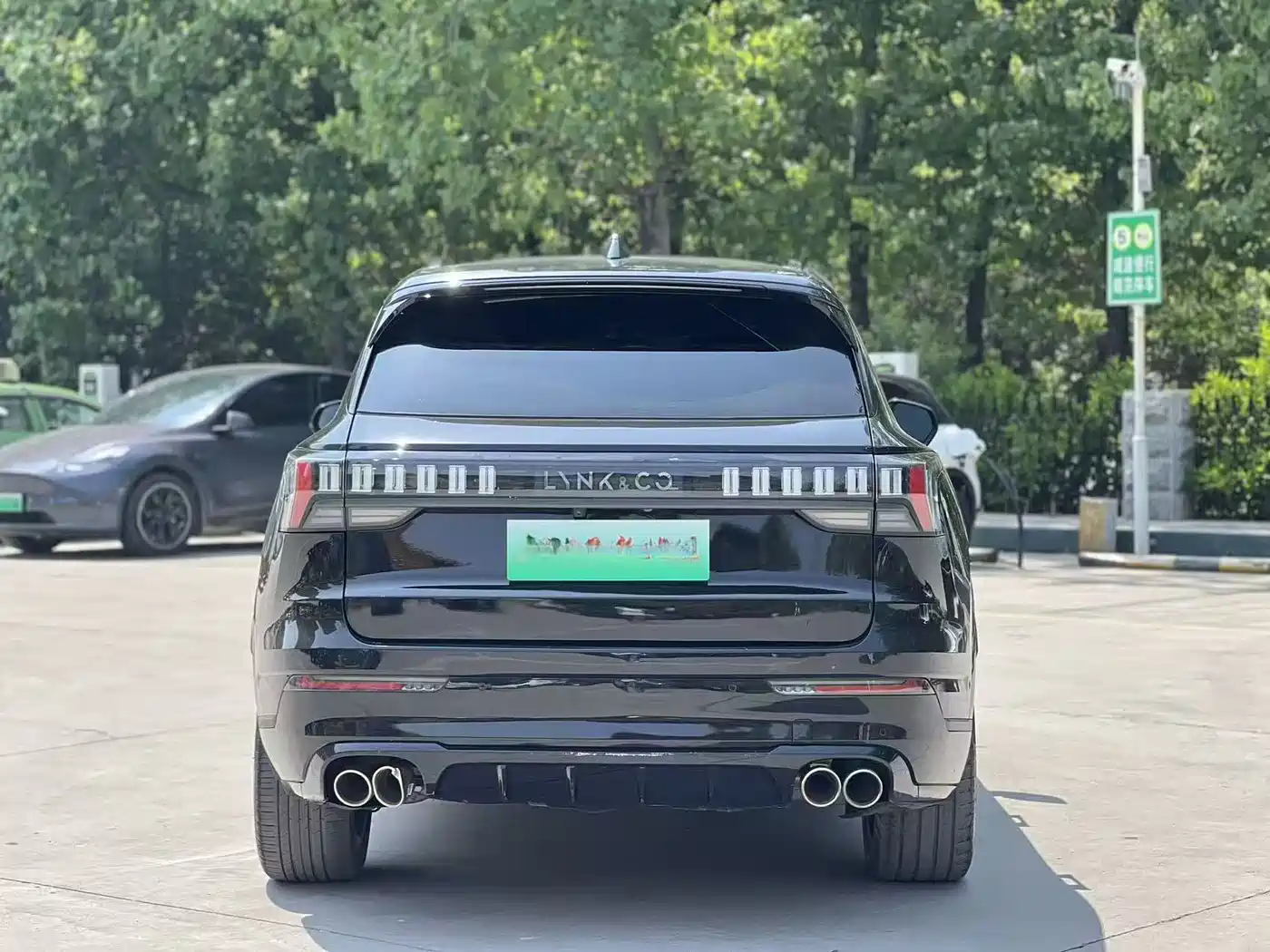 Lynk & Co 09 EM-P 2021 2.0T PHEV Ultra 6-seater фото 8