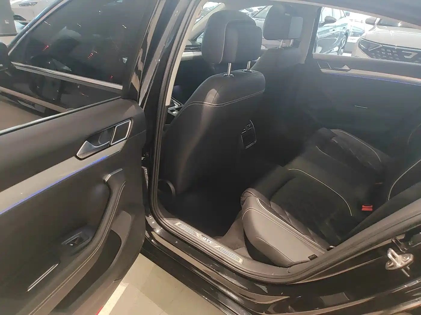 Volkswagen Magotan GTE Plug-in Hybrid 2022 GTE Luxury фото 7