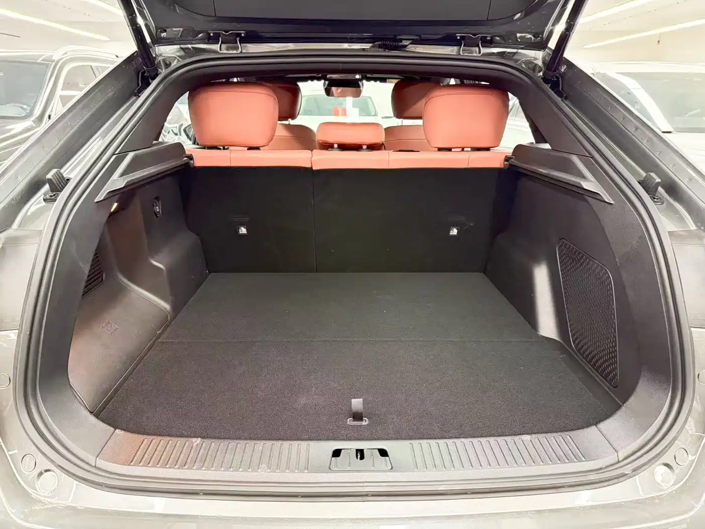 Geely Boyue REV 2026 2026 Extended Range Base Model
