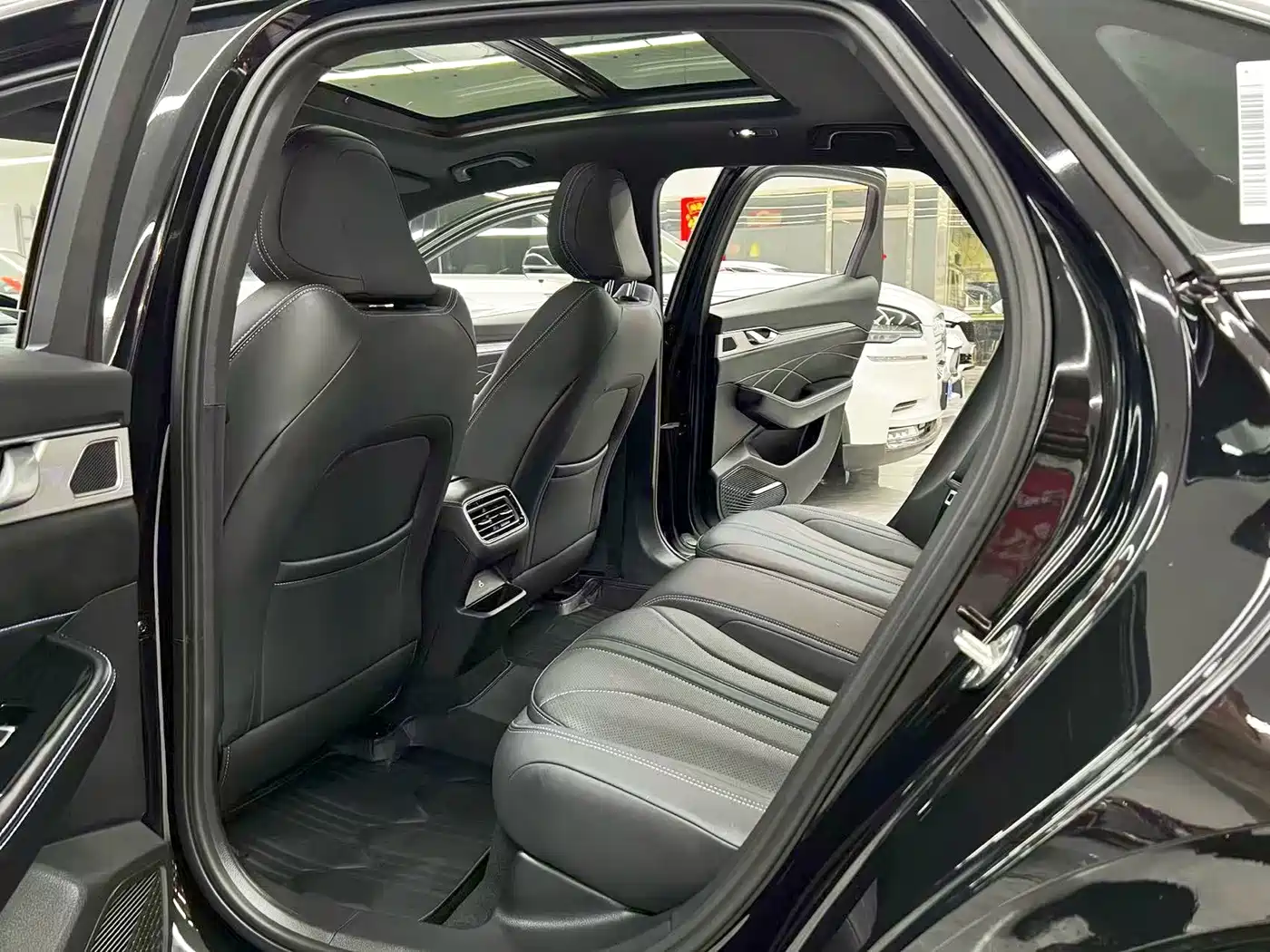 Geely Preface 2026
