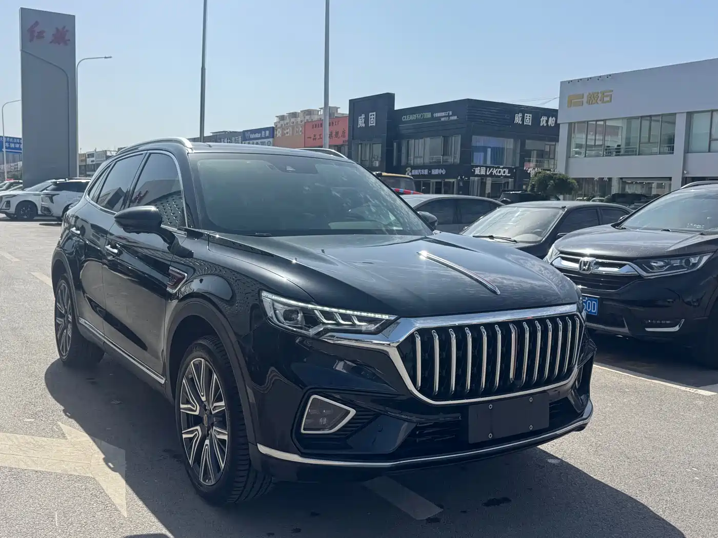 Hongqi HS5 2023 2.0T AWD Flag Enjoy Pro Edition фото 3