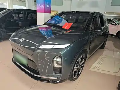 NIO ES8