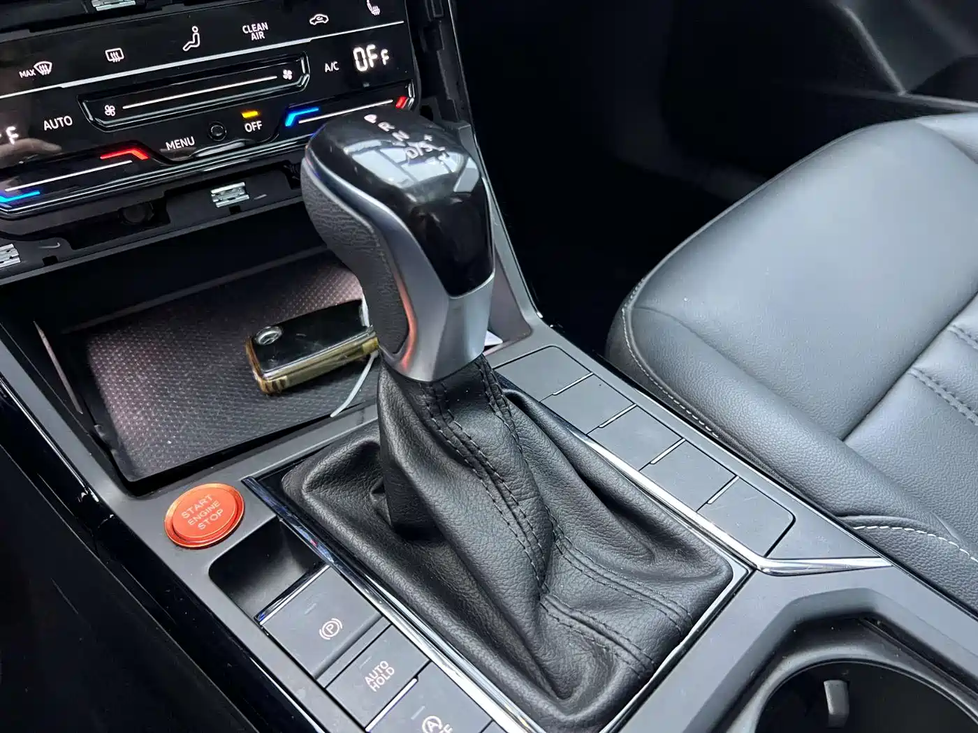Volkswagen Passat 2022 280TSI Business Edition фото 16