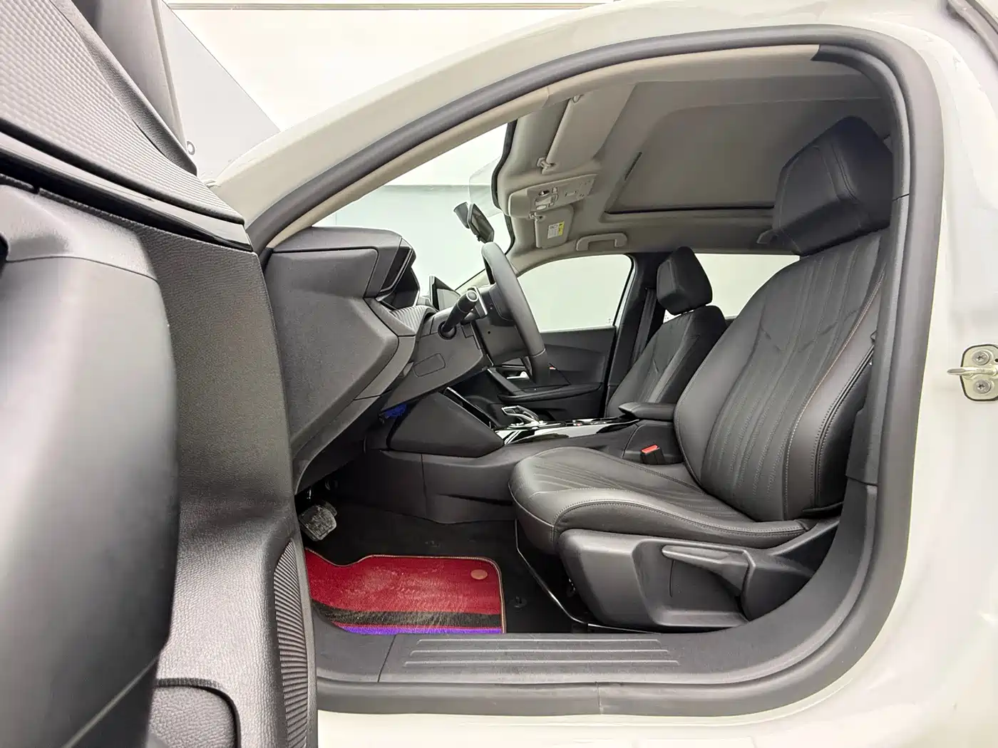 Peugeot 2008 2022 230THP THE ONE фото 18