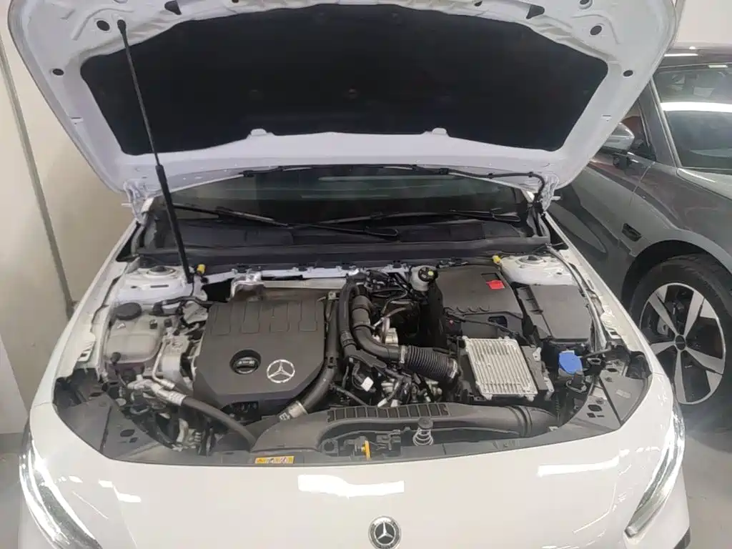 Mercedes-Benz A-Class 2025 2025 A 200 L Fashion Edition