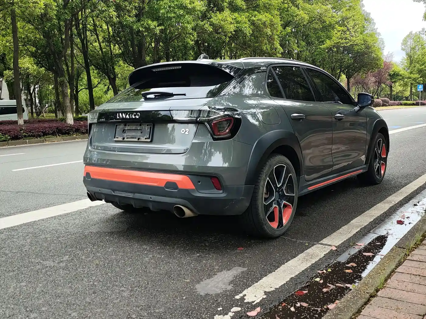 Lynk & Co 02 2019 High Energy Edition 2.0T Automatic 2WD Shine China VI фото 4