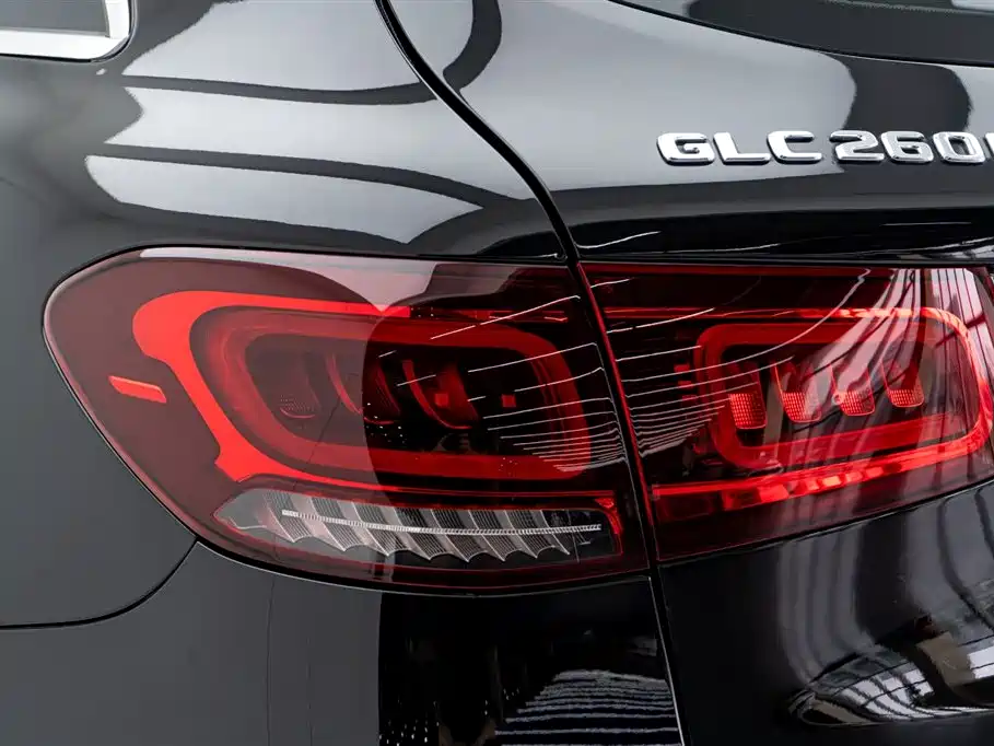 Mercedes-Benz GLC 2022 Facelift GLC 260 L 4MATIC Luxury Model фото 11