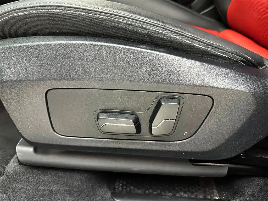 BMW X1 2023 sDrive20Li X Design Package фото 18