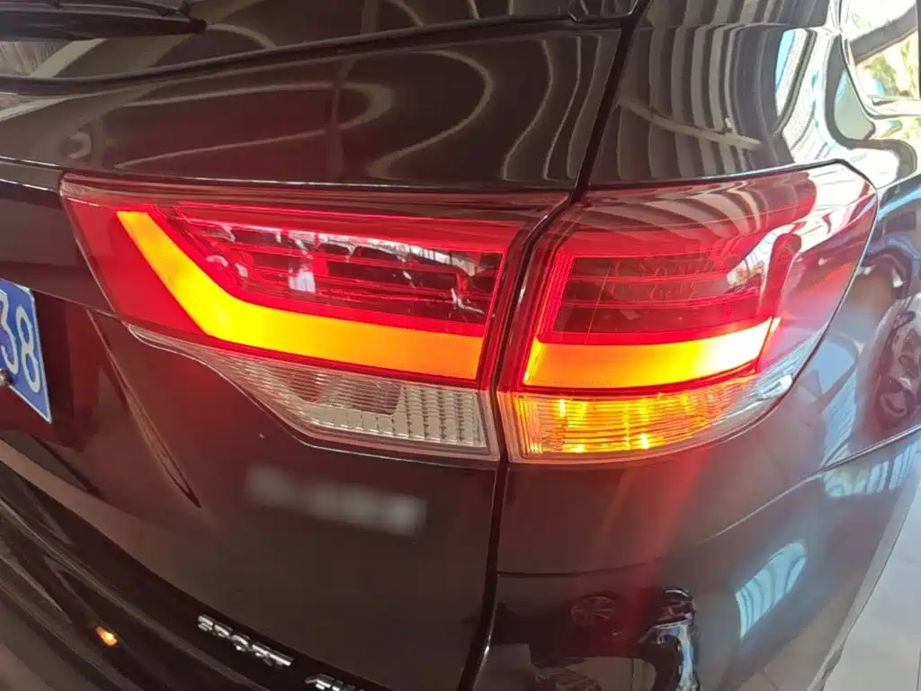 Фото 8 - Toyota Highlander