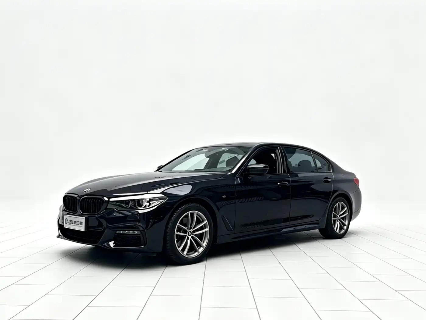 BMW 5 Series 2019 525Li M Sport Package