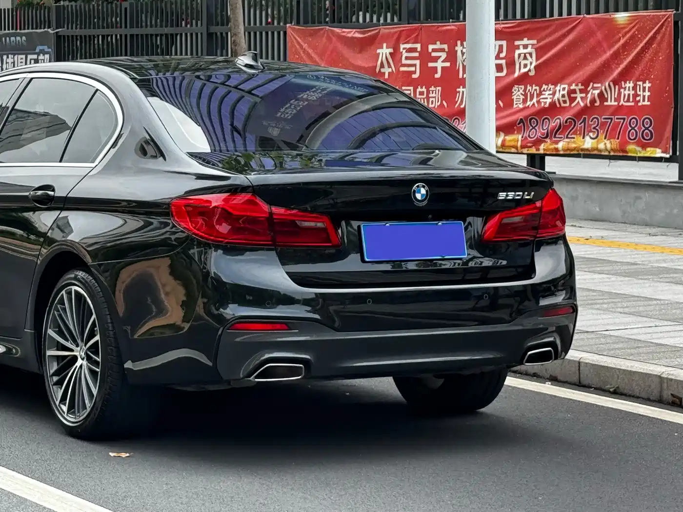 BMW 5 Series 2020 530Li Leading M Sport Package фото 18