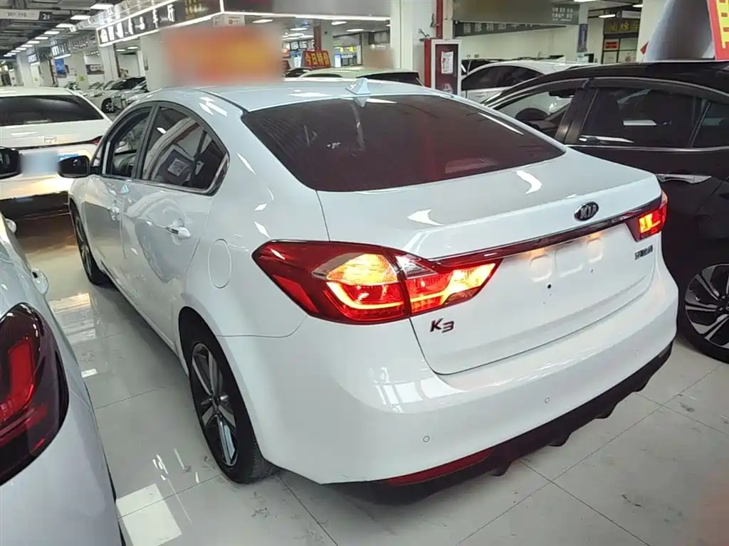 Kia K3 2017 1.6L Automatic 15th Anniversary Special GLS фото 5