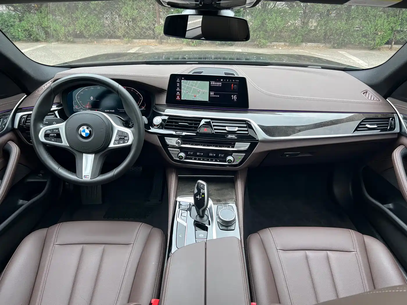 BMW 5 Series 2020 525Li M Sport Package фото 13