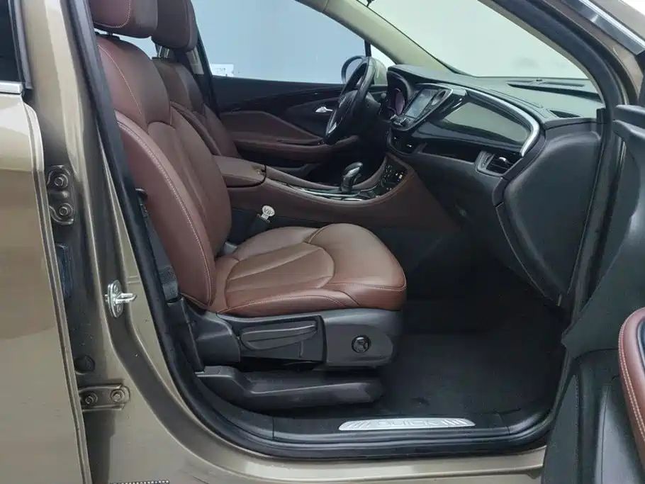 Фото 8 - Buick Envision Plus