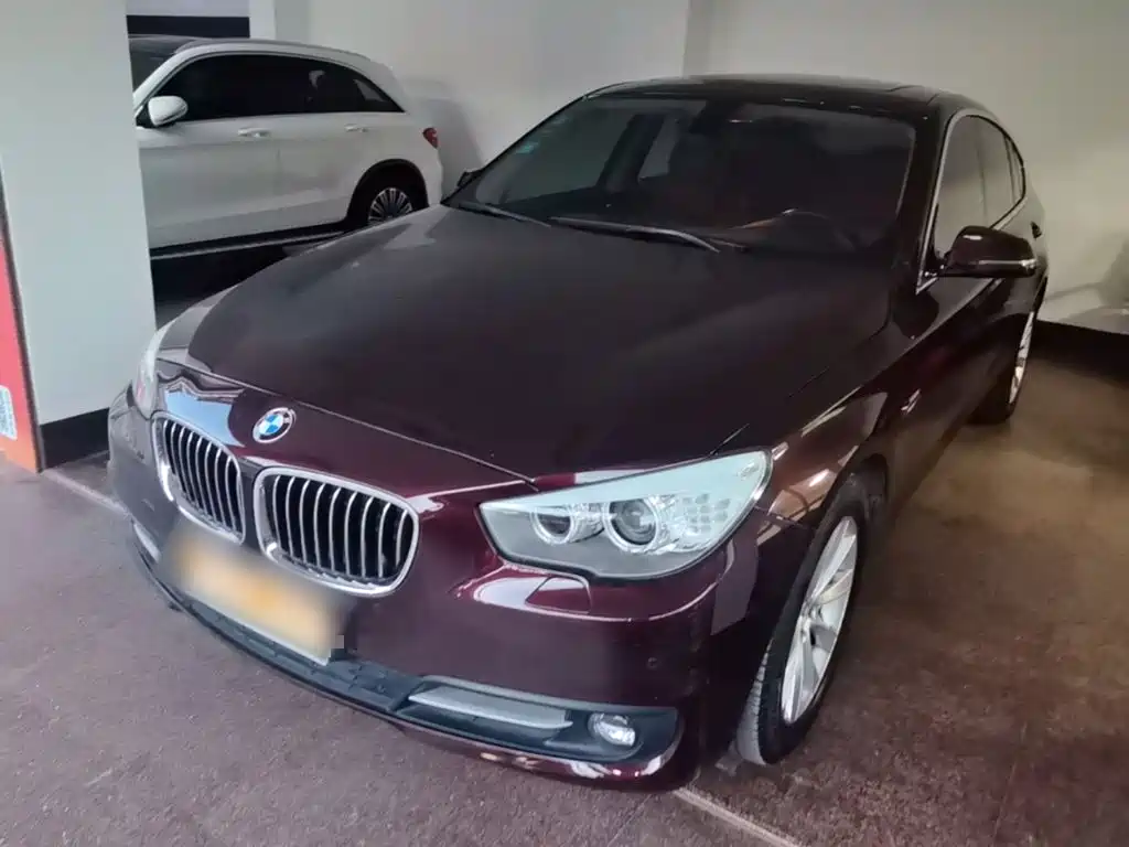 BMW 5 Series GT 2016 2015 528i Leading