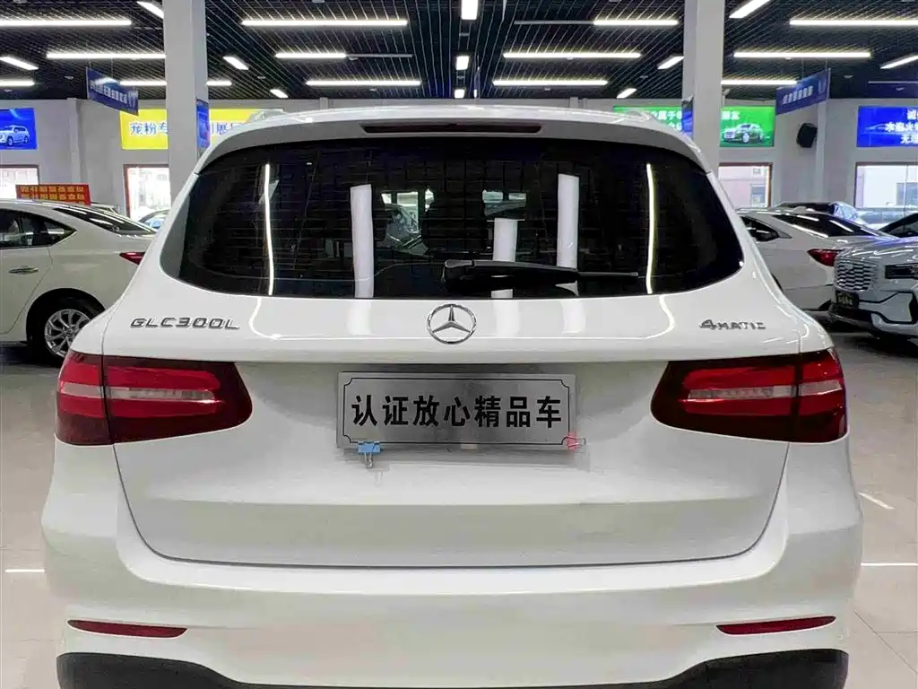 Mercedes-Benz GLC 2017 GLC 300 4MATIC Dynamic фото 8