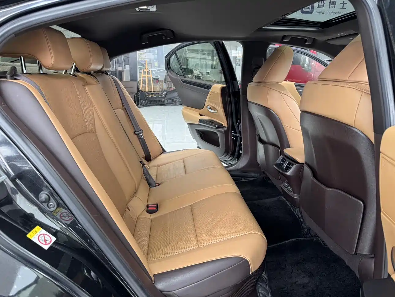 Lexus ES 2018 300h Excellence Edition China V фото 28