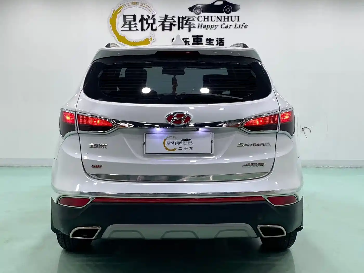 Hyundai Santa Fe 2013 2013 Model 2.4L Automatic 2WD Smart