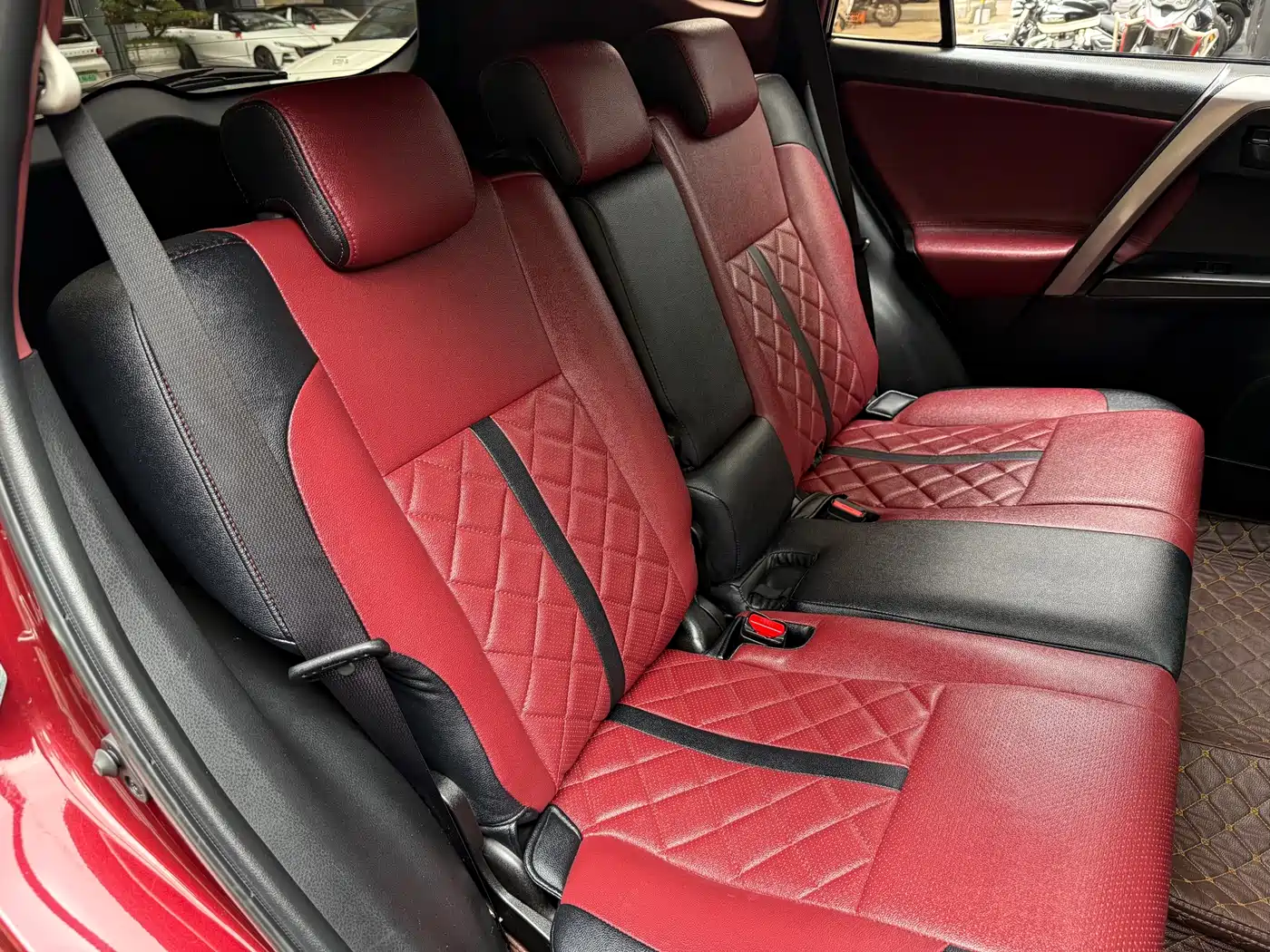 Toyota RAV4 Rongfang 2019 2.0L CVT 2WD Style X Limited Edition China VI фото 23