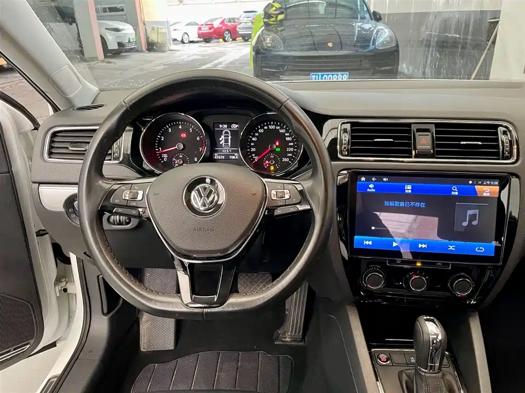 Volkswagen Sagitar 2018 280TSI DSG Comfort фото 12