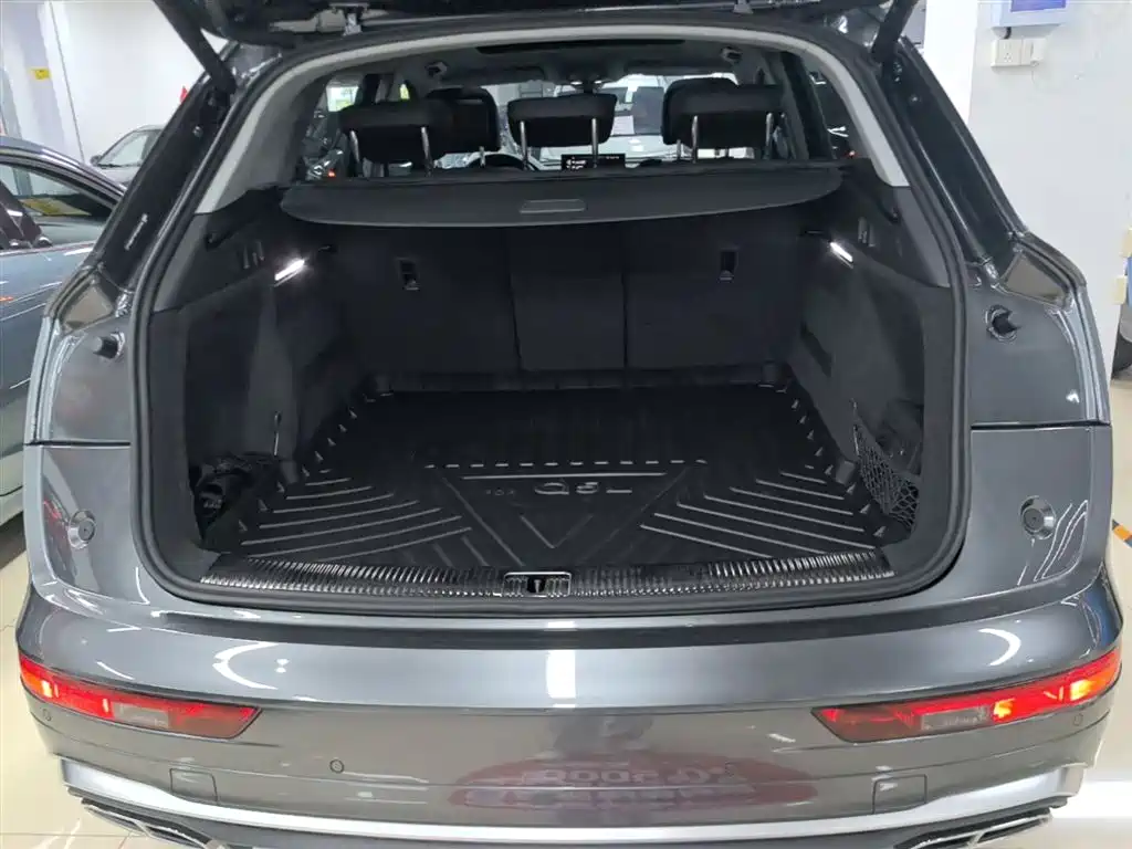 Audi Q5L 2022 Facelift 45T Luxury Dynamic фото 19