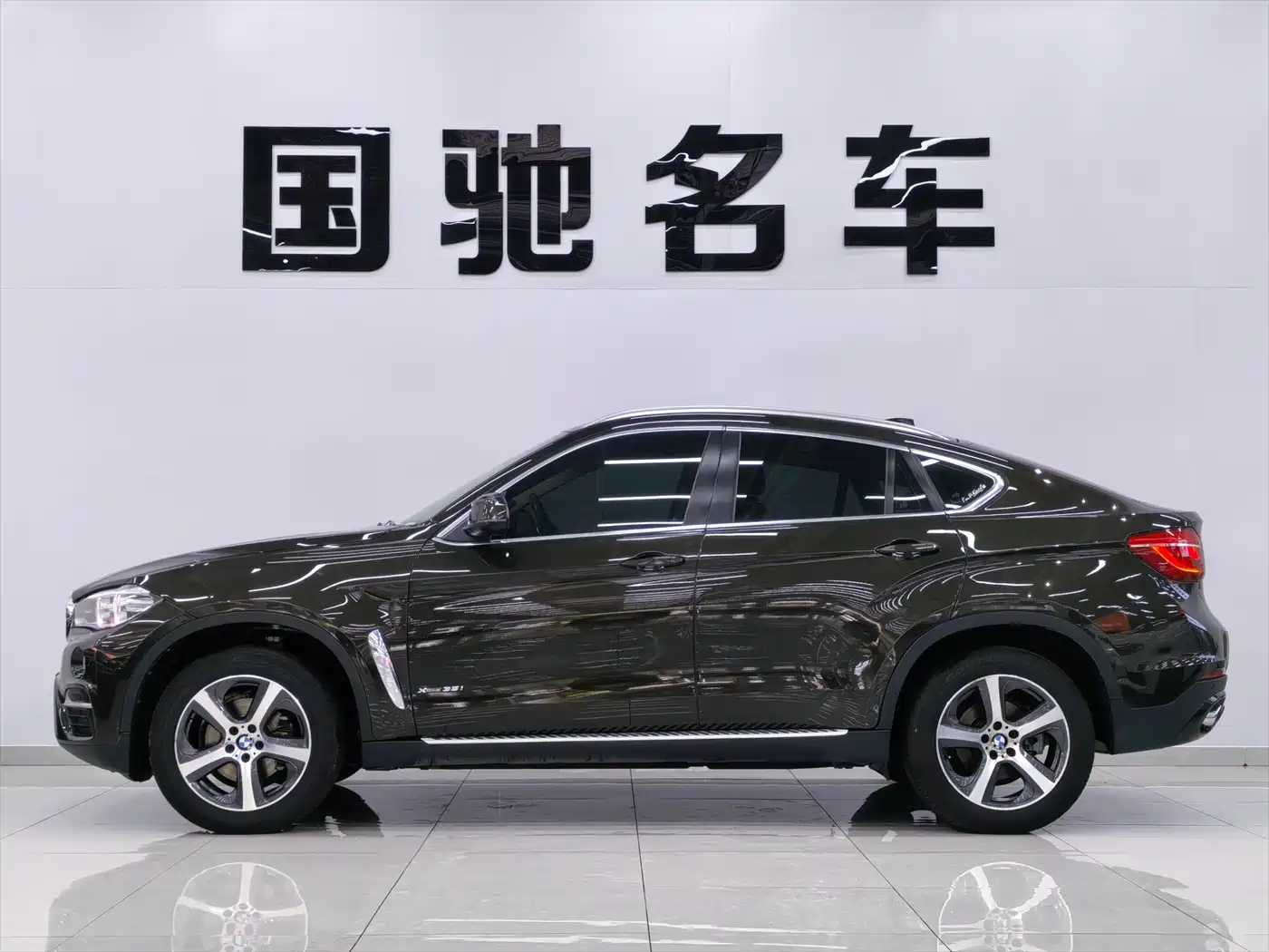 BMW X6 2015 xDrive35i Luxury Model фото 3