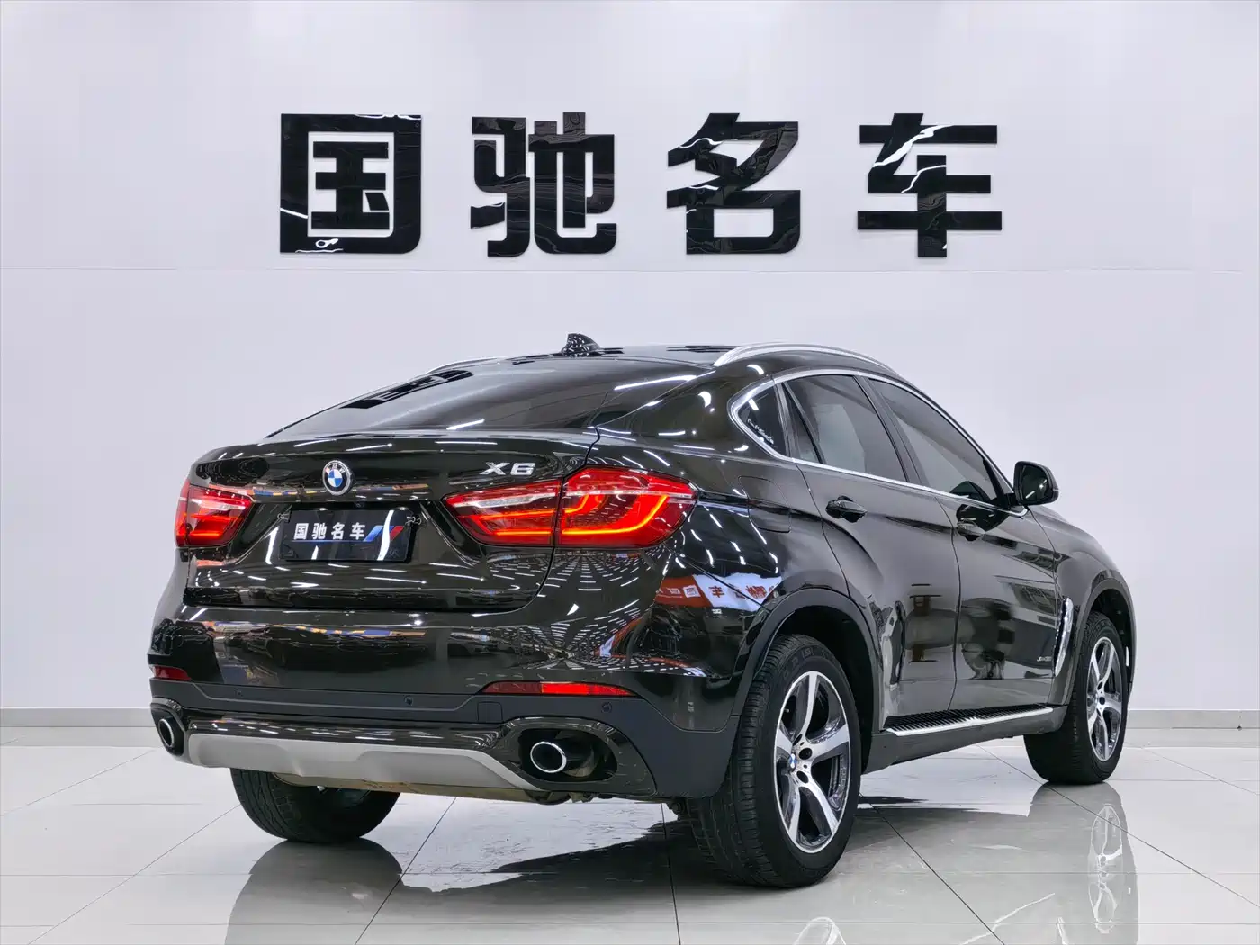 BMW X6 2015 xDrive35i Luxury Model фото 5