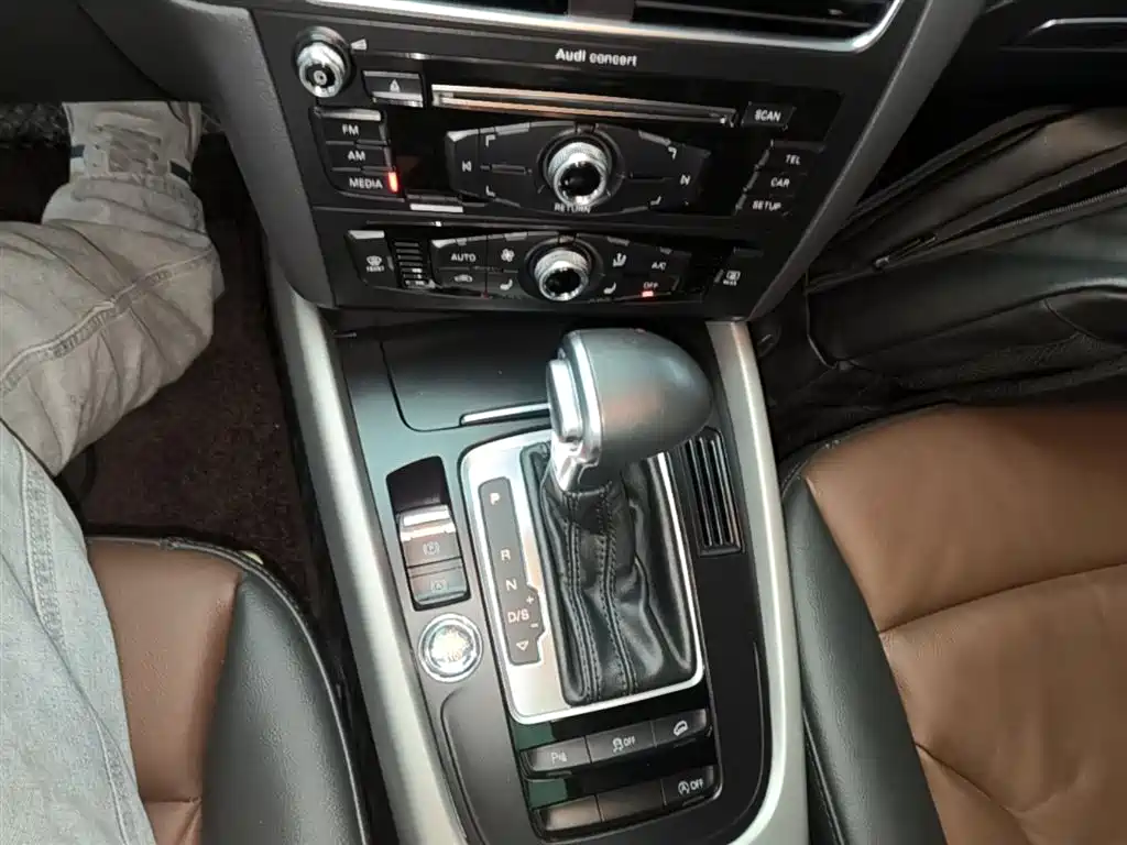 Audi Q5 2018 Collector's Edition 40 TFSI Progressive фото 14