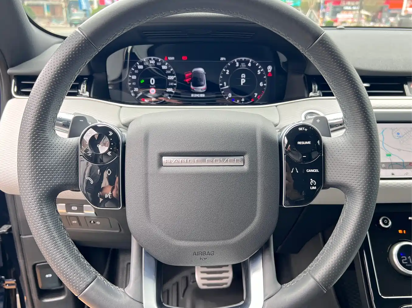 Land Rover Range Rover Evoque 2020 249PS R-DYNAMIC S Sport Edition фото 9