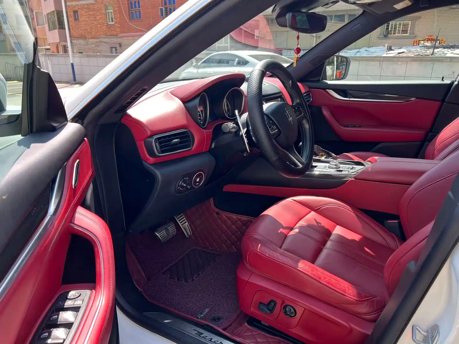 صورة 4 - Maserati Levante