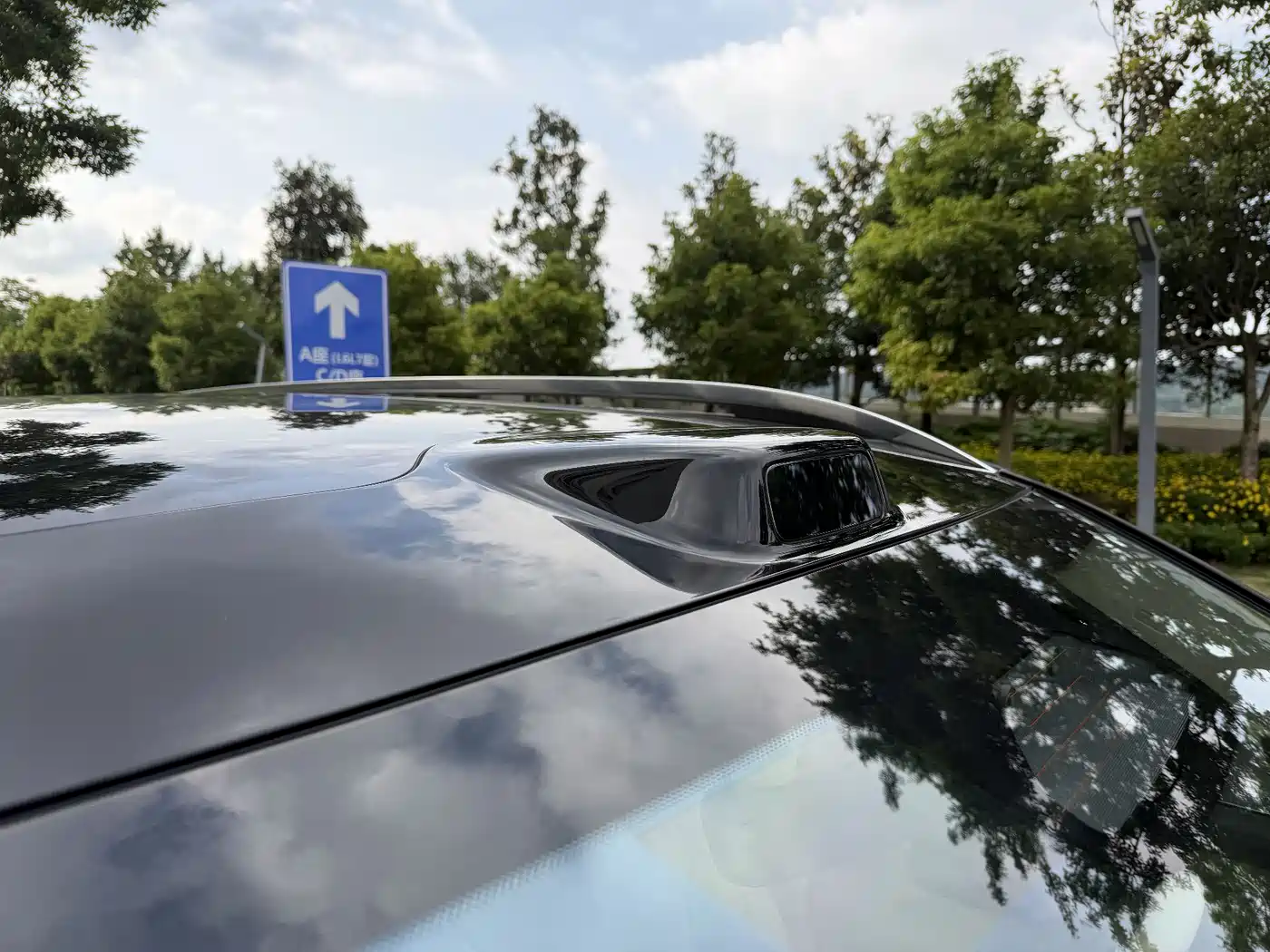 AITO Wenjie AITO M9 2024 Range Extender Max Edition 42kWh 6-seater фото 28