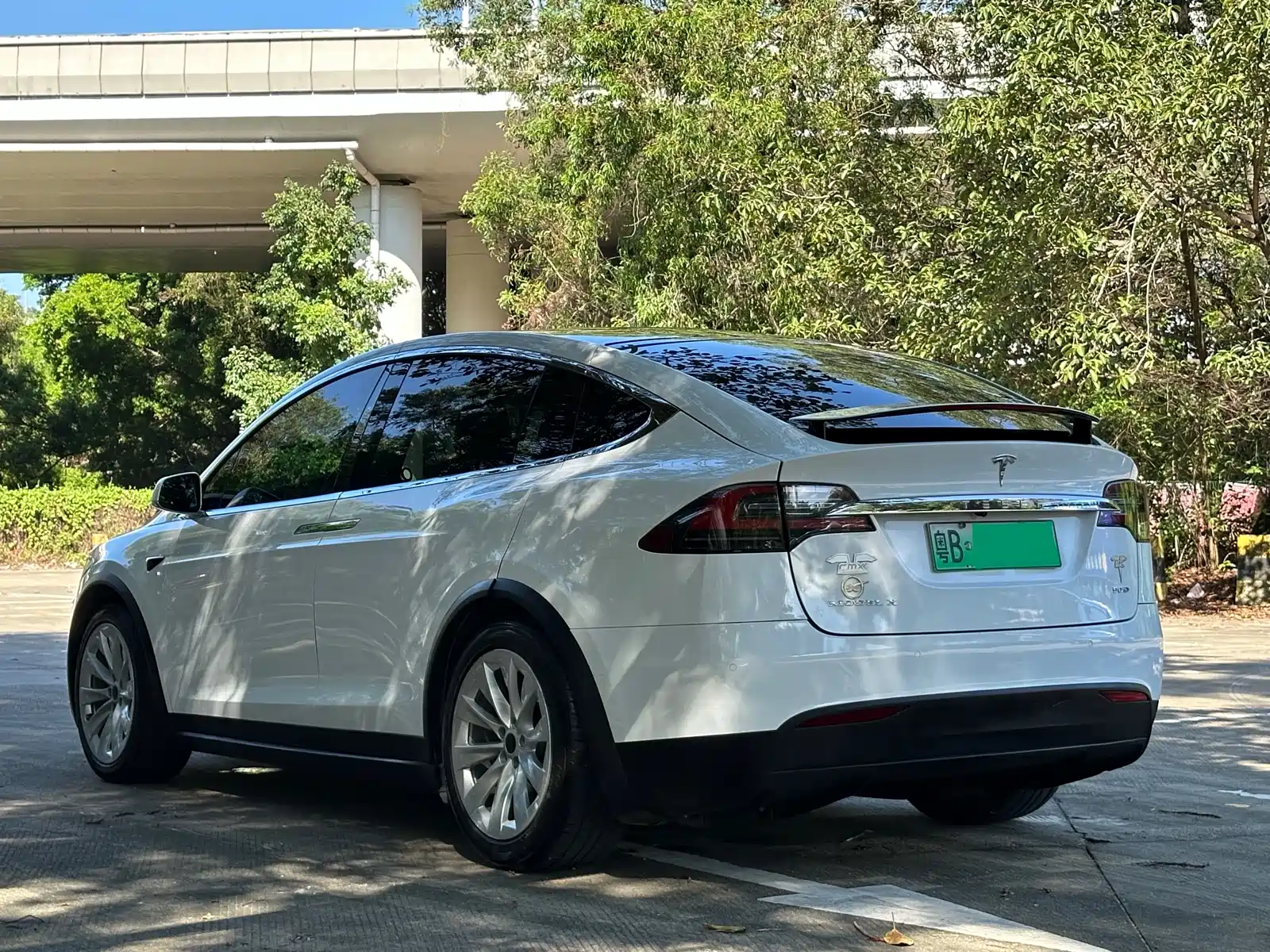 Фото 9 - Tesla Model X