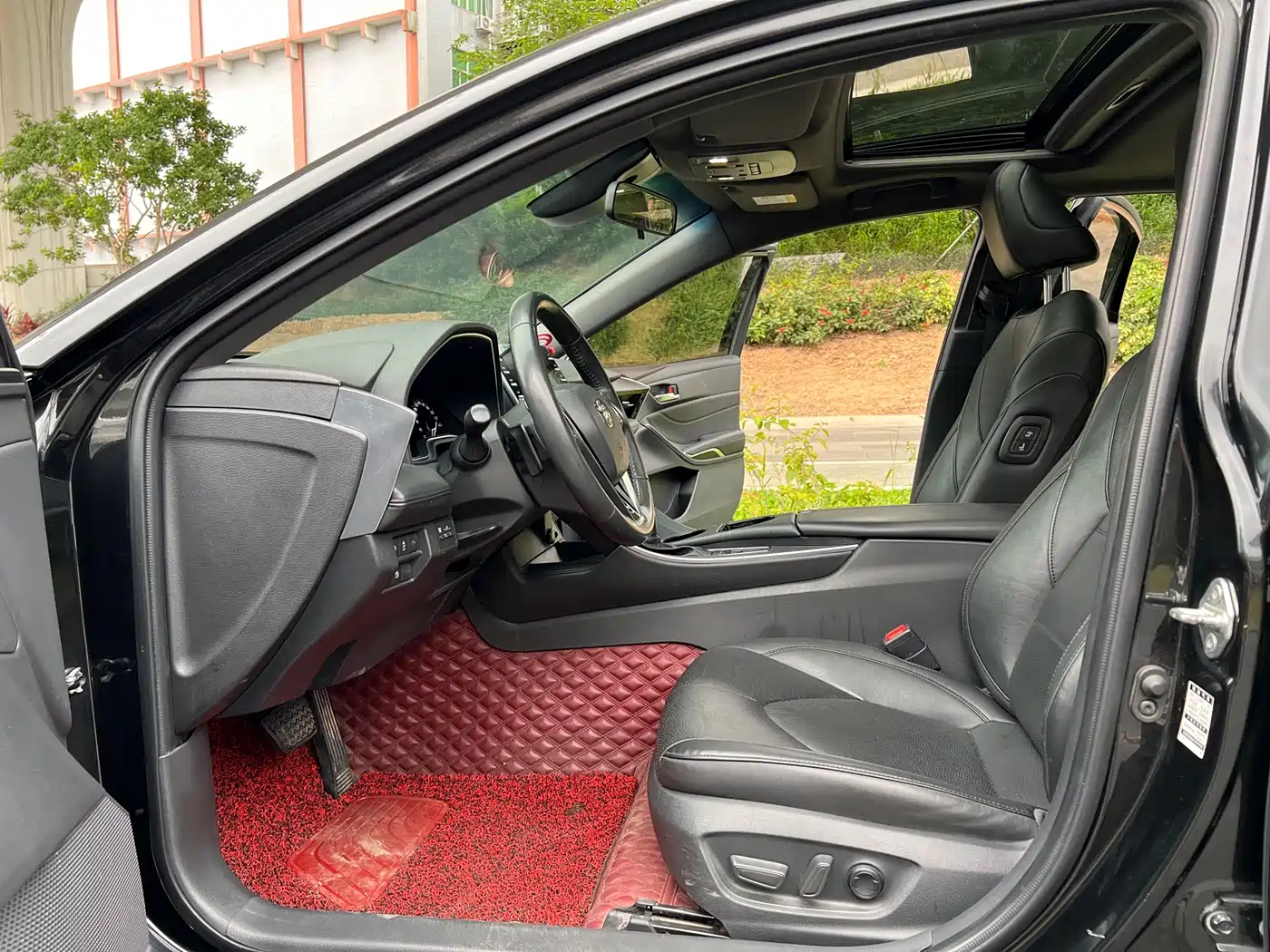 Toyota Avalon 2021 2.5L Luxury Edition фото 17