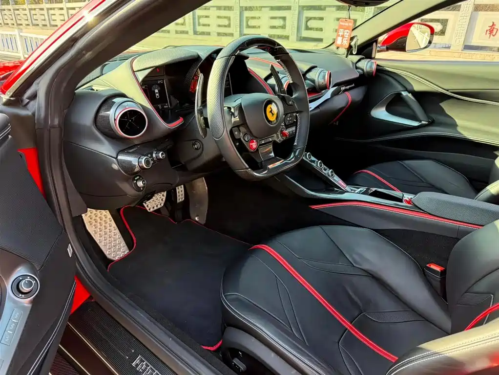 Ferrari 812 2019 2017 6.5L Superfast