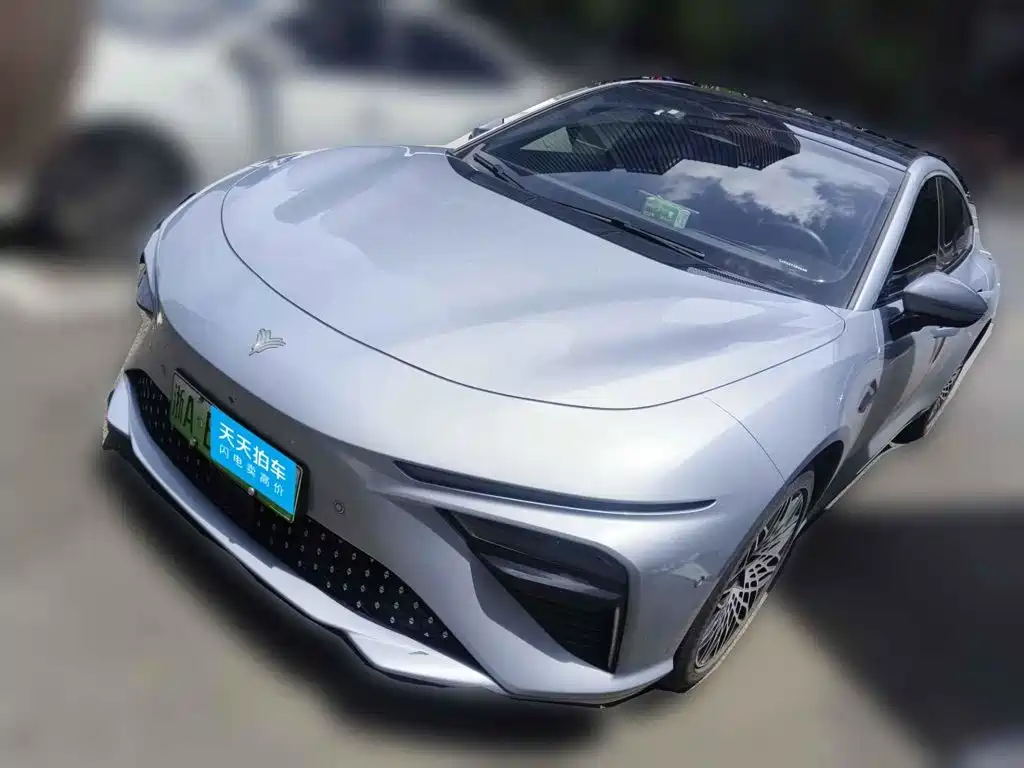 Nezha Auto Nezha S 2022 Model Pure Electric 715km RWD Grand Edition