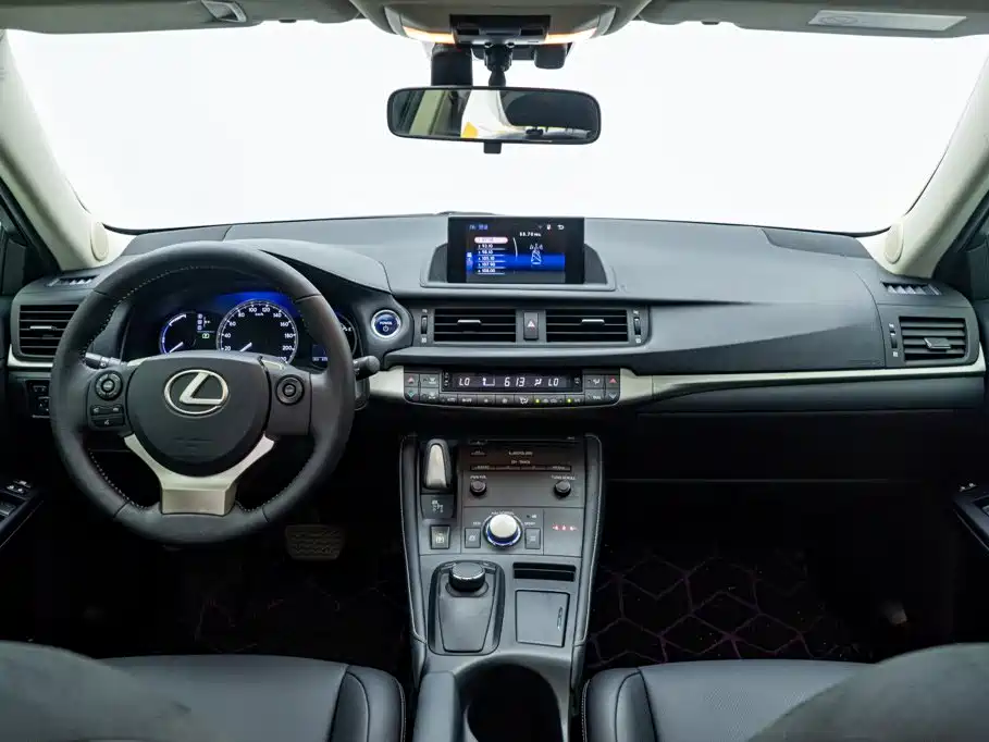 Lexus CT 2018 2017 CT200h Comfort (Single Color, China V)