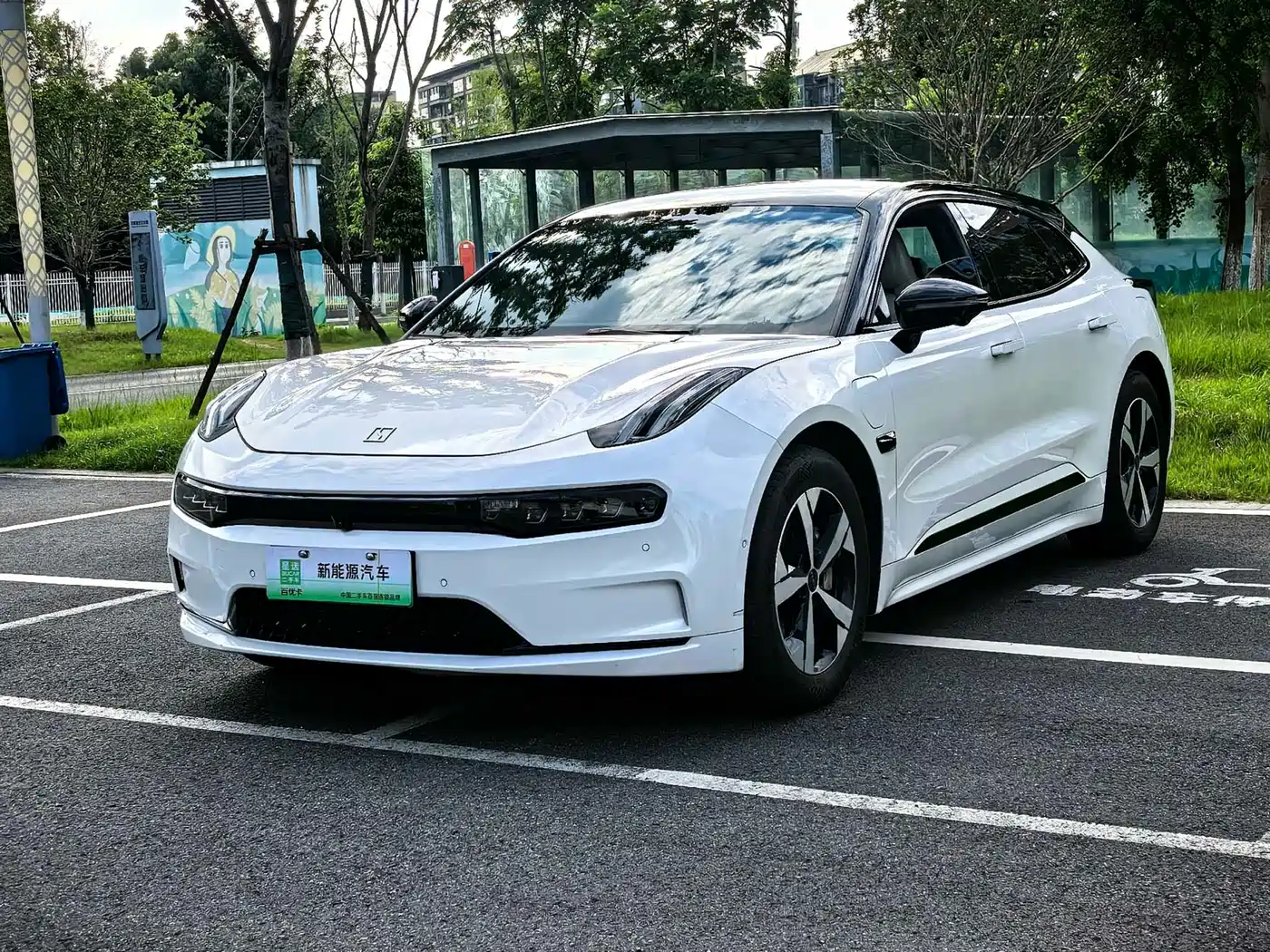 ZEEKR 001 2023 WE Edition 86kWh