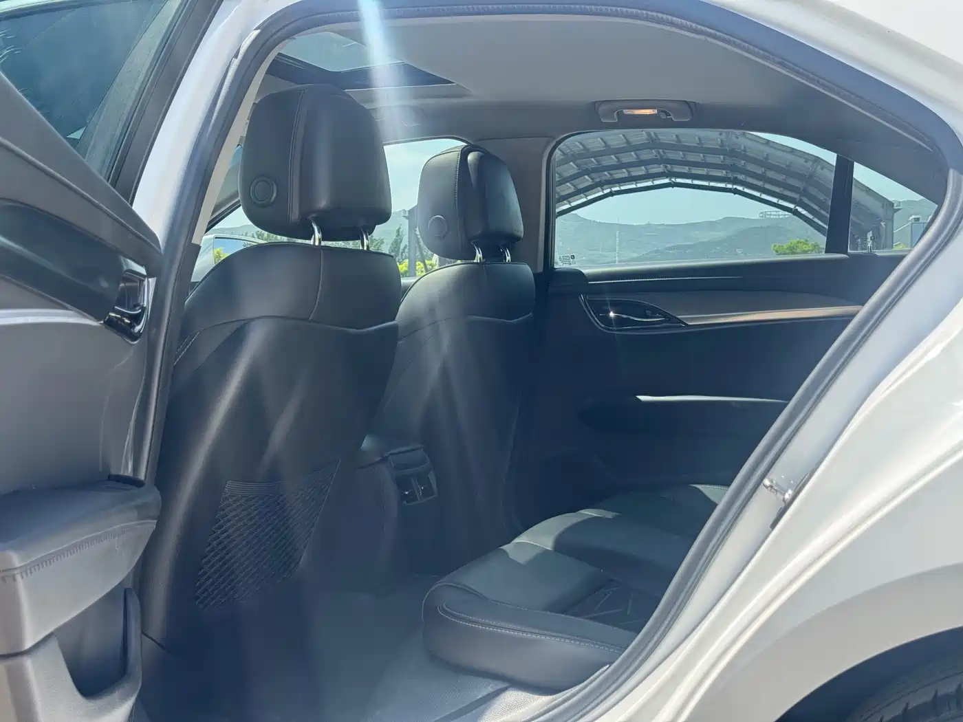 Cadillac ATS-L 2017 28T Technology фото 16