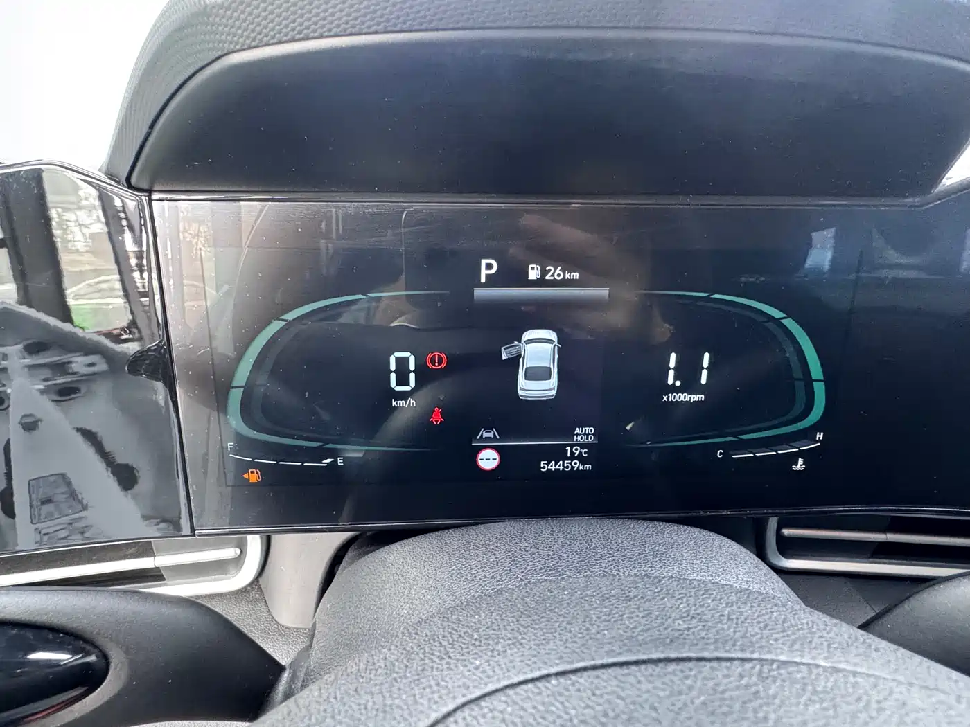 Hyundai Elantra 2023 Model 1.5L CVT LUX Premium Edition фото 11